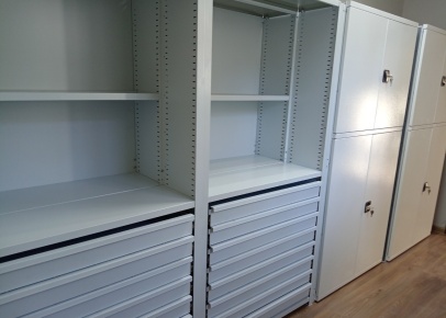 Стеллажи для фондов нумизматики