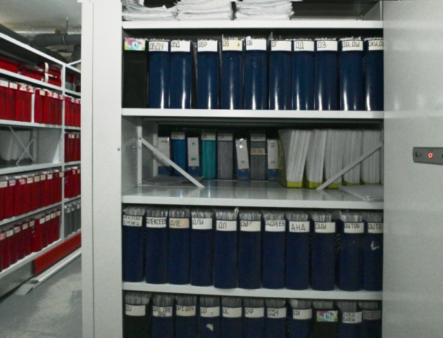 стеллажи с электроприводом